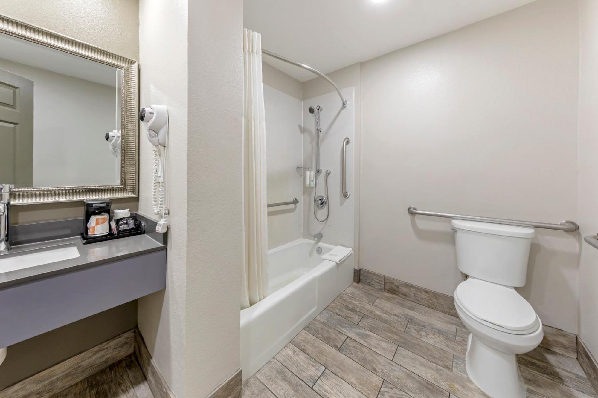 Quality Inn Kettleman City Near Hwy 41 Esterno foto